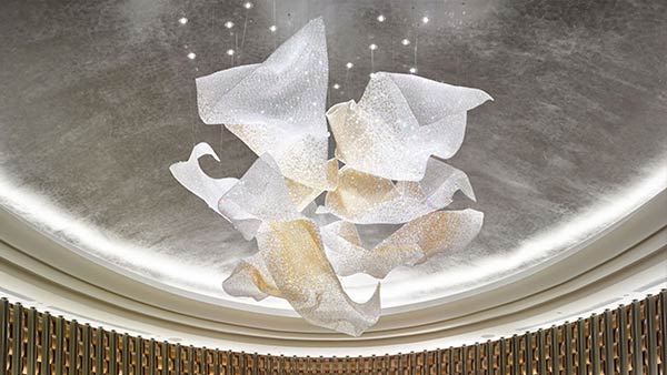 唯意照明：打造酒店大堂装饰的璀璨明星